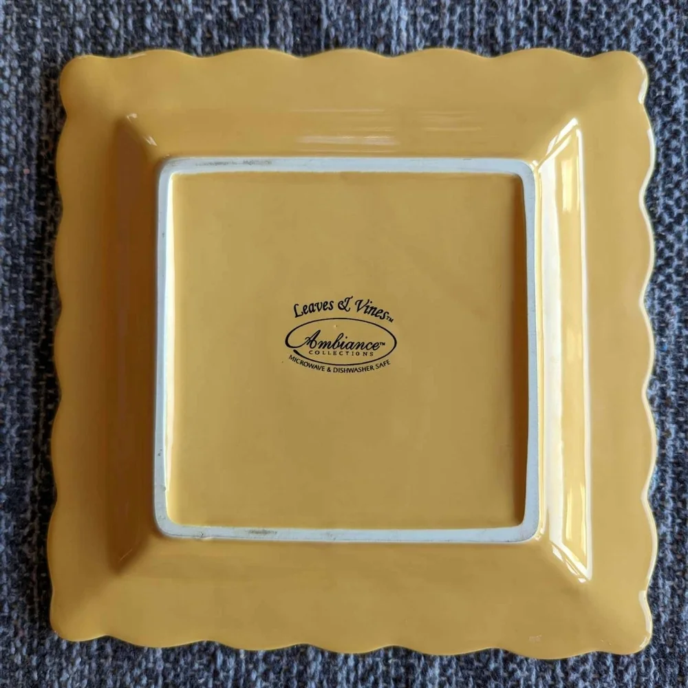 Ambiance Collection set of 4 salad plates - Picture 5 of 5
